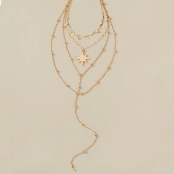☆Brynne☆ Layered Star Necklace - Picture 2 of 4